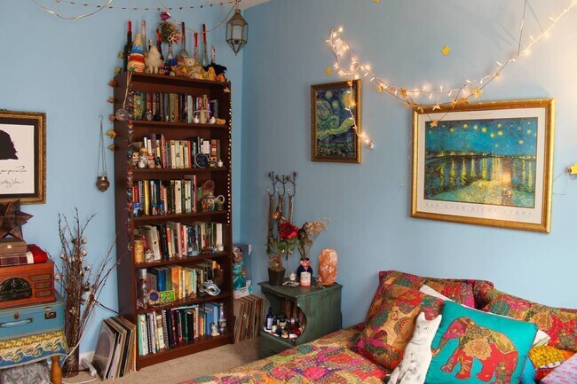 Building Photo - Well-maintained Passyunk Square 3 Bedroom ...