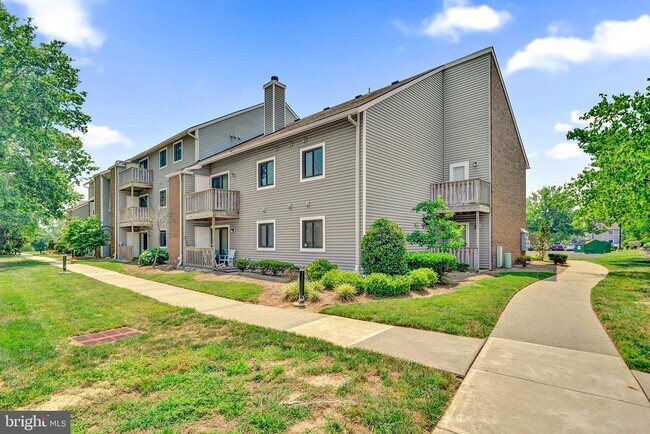 Building Photo - 601 Ravens Crest Dr