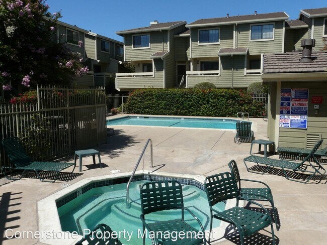 Building Photo - 2 br, 2 bath House - 6910 Chantel Ct