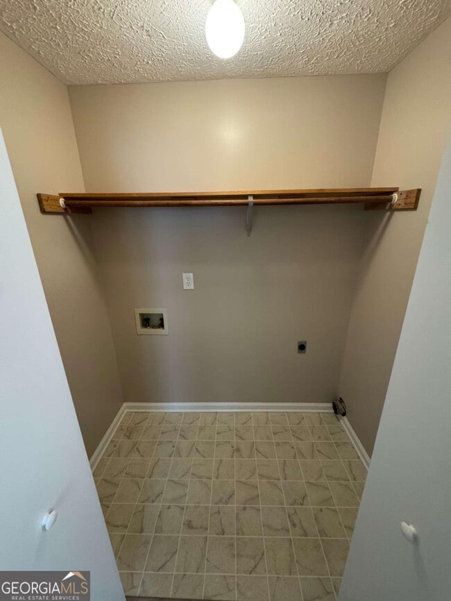 Building Photo - 55 Dove Point Cir