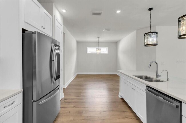 Building Photo - 3282 Francoa Dr