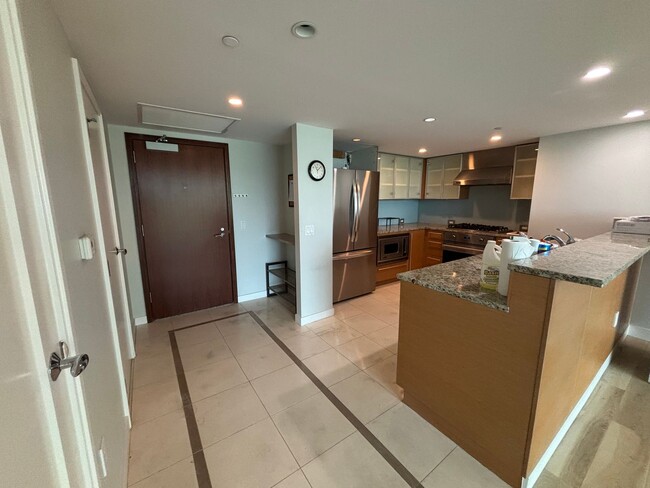 Building Photo - Ko'olani - Luxurious 2 bedroom 2 bathroom ...