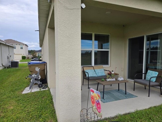 Building Photo - 3337 Perennial Ln