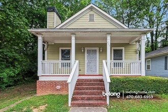 Building Photo - 711 Meldrum St NW