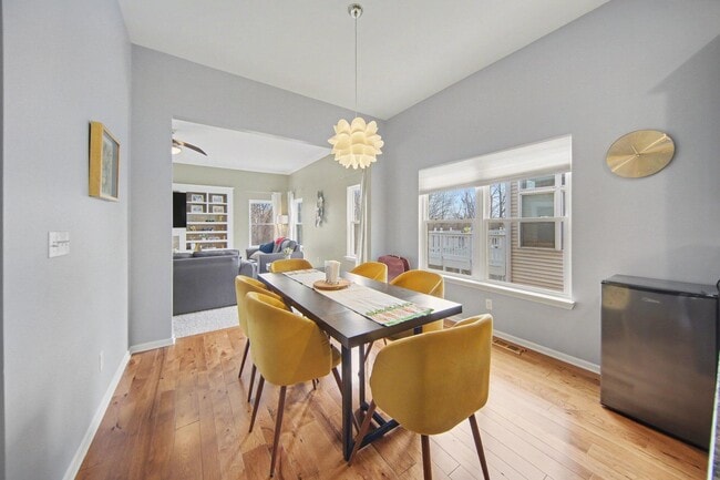 Building Photo - 1495 Chapleau Dr