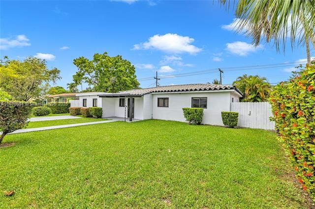 Building Photo - 7395 SW 39th St