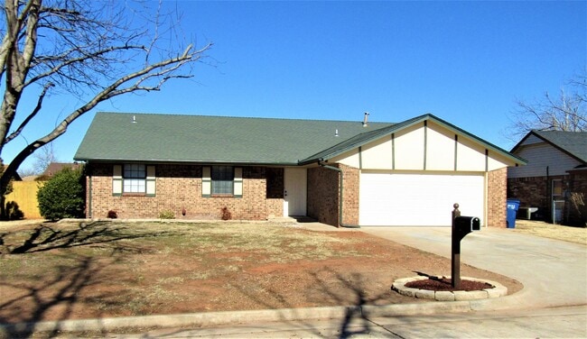 Building Photo - 1135 W Johnathan Way