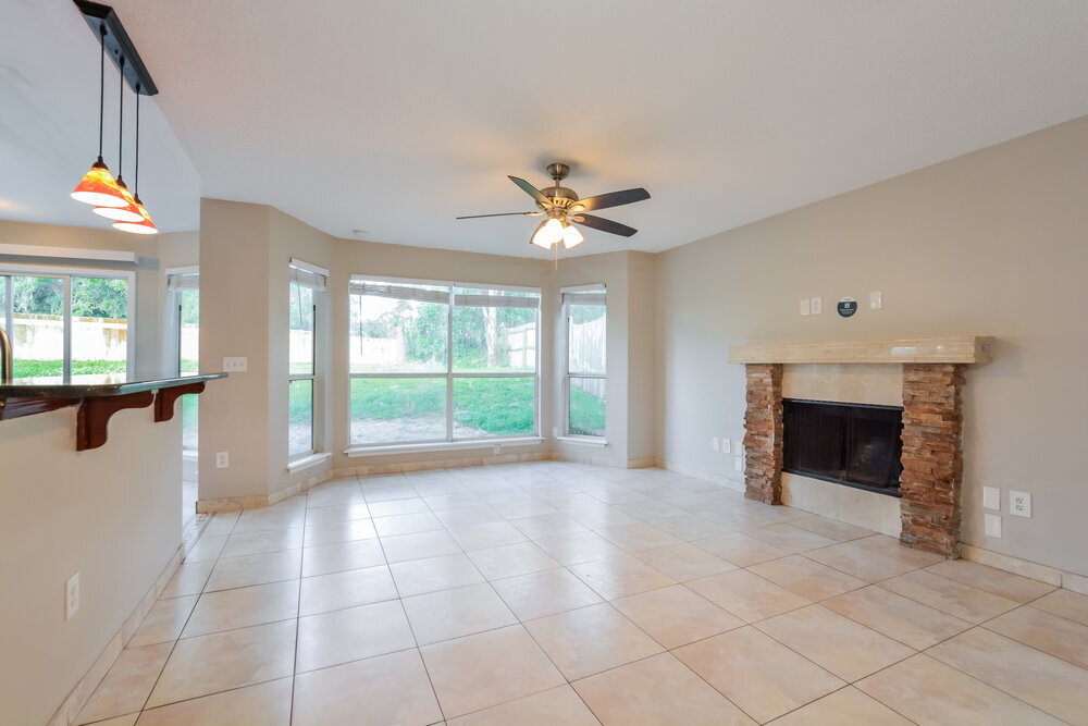 Building Photo - 2233 Grand Tree Ct