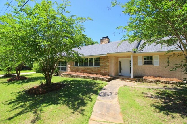 Building Photo - 174 Arlington Road