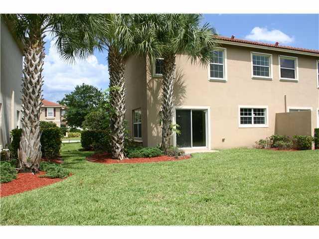 Building Photo - 4701 Cohune Palm Ct