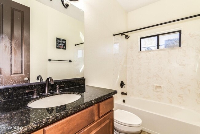Building Photo - 3806 E Sunstream Way