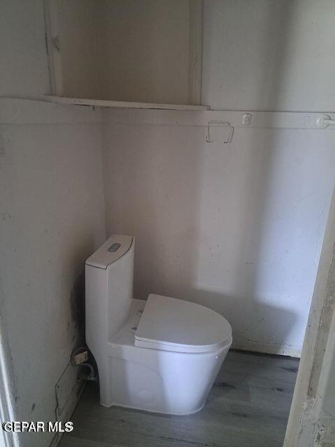 Building Photo - 905 NE Camp St