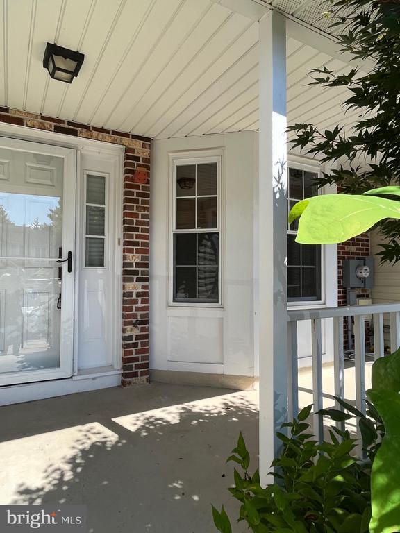 Building Photo - 32 Wyckwood Ct