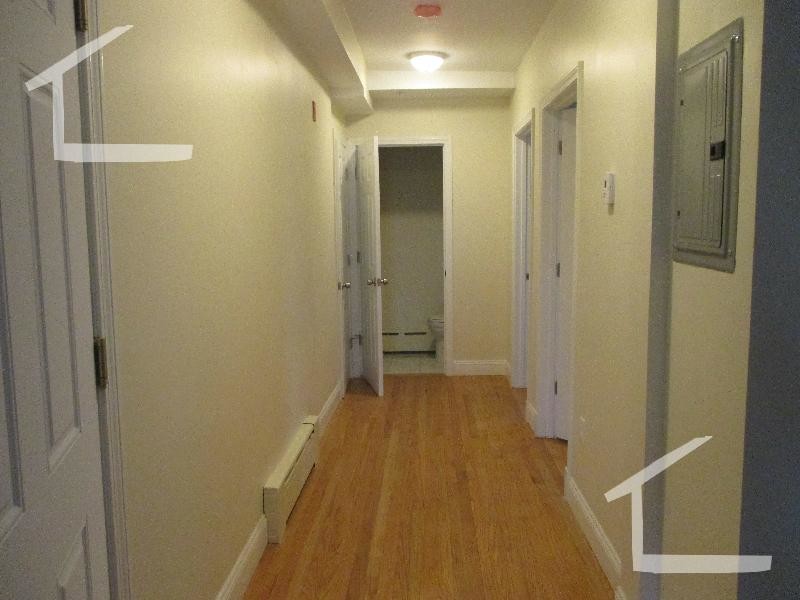 Building Photo - 84 Fenway