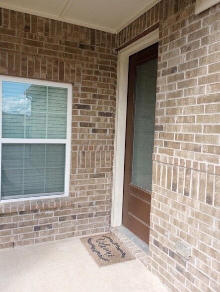 Building Photo - 1328 Windermere Wy