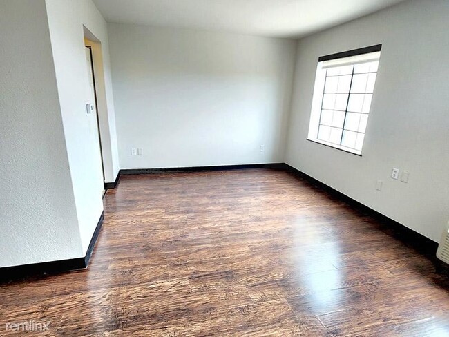 Building Photo - 1 br, 1 bath Condo - 27710 E University Dr...