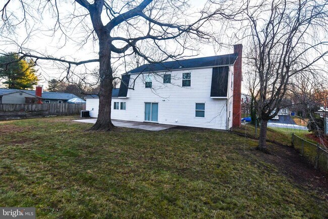 Building Photo - 1303 Port Echo Ln