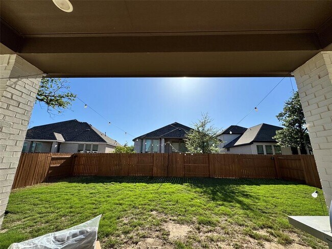 Building Photo - 4418 Hannover Wy