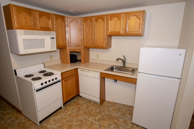 Building Photo - 12 Gas Plant Road Unit 6