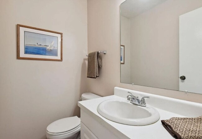 Building Photo - Charming & Spacious 3-Bedroom Home for Rent in Shakopee