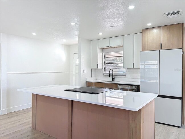 Building Photo - 3463 Arnel Dr