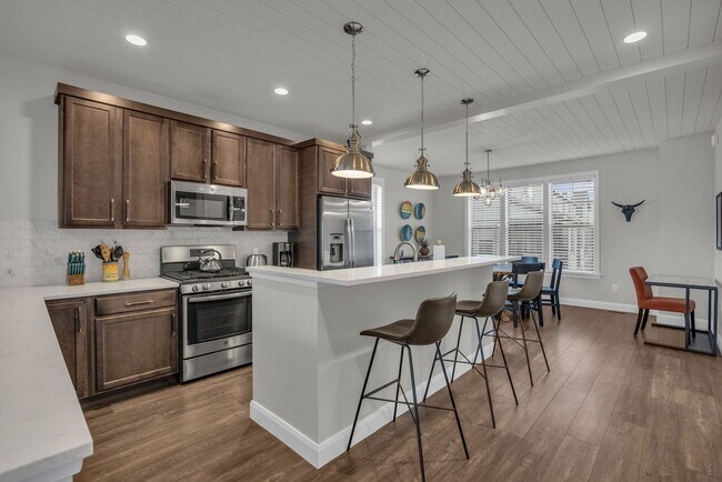 Building Photo - Wasatch Springs Gem