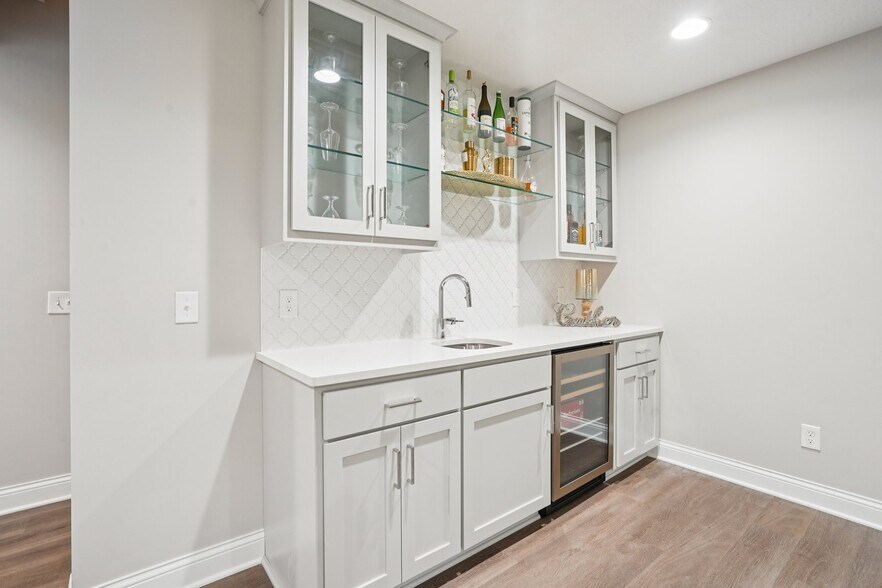 Building Photo - 4386 Arbor Dr