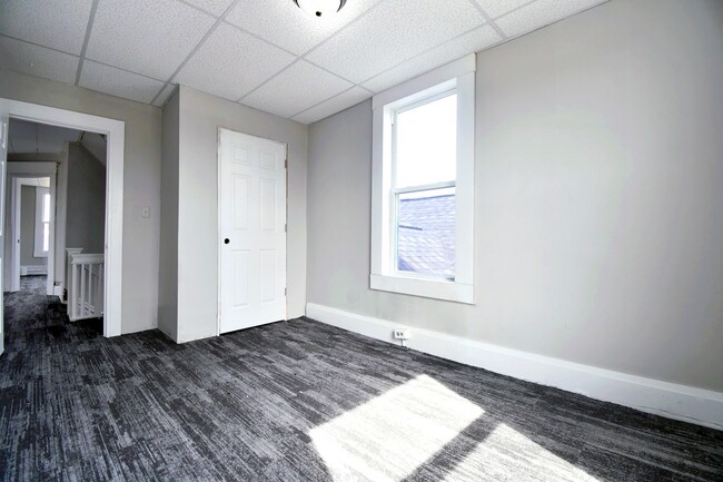 Building Photo - 1850 Buffington Ave