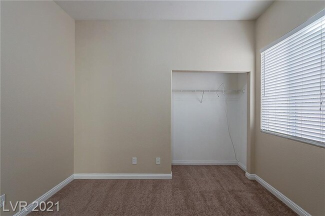 Building Photo - 7225 Fern Meadow St