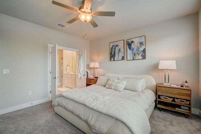 Building Photo - 5407 Jason Dr