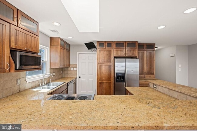 Building Photo - 8635 Old Mt Vernon Rd