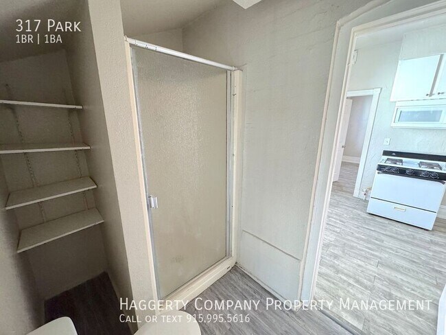 Building Photo - 317 Park-