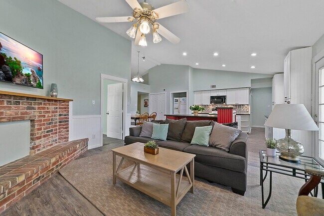 Building Photo - 3061 Owen Ln