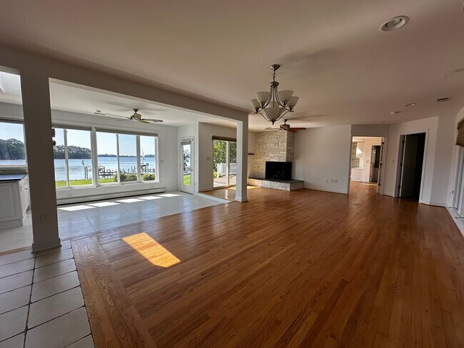 Building Photo - 705 Whitehall Plains Rd