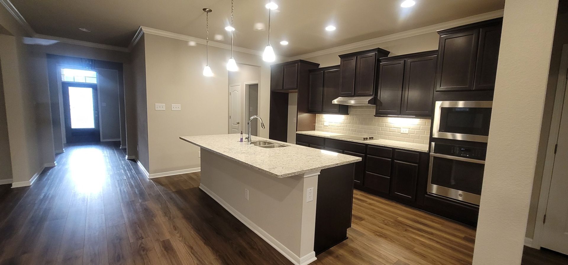 Building Photo - 3206 Trinity Dr