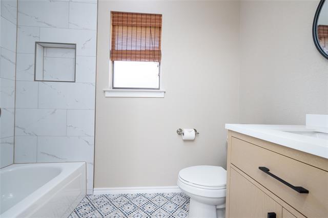 Building Photo - 2403 Bayberry Ln
