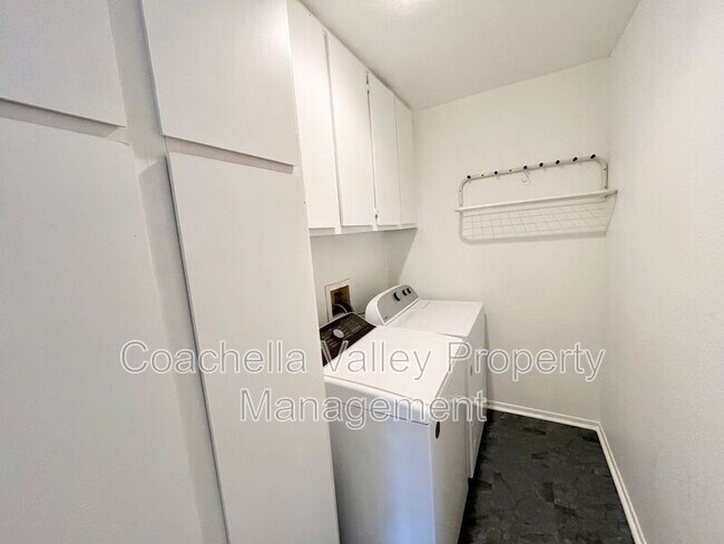 Building Photo - 31200 Landau Blvd