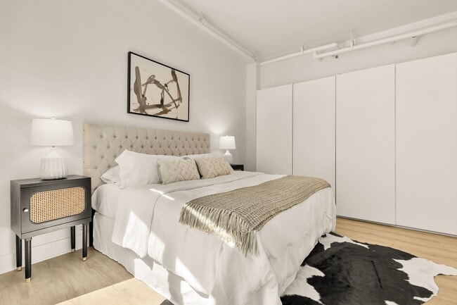 Building Photo - 1700 Kalorama Rd NW