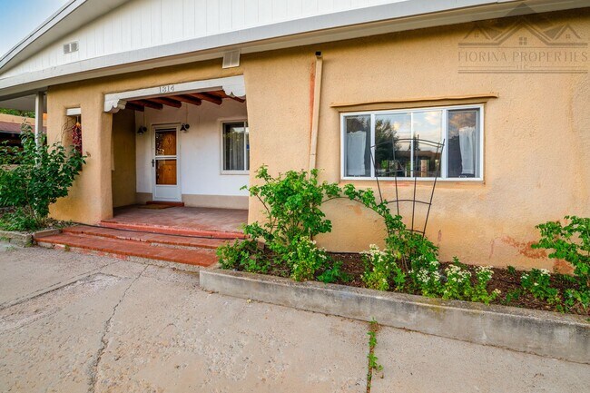 Building Photo - 1814 Tewa Rd