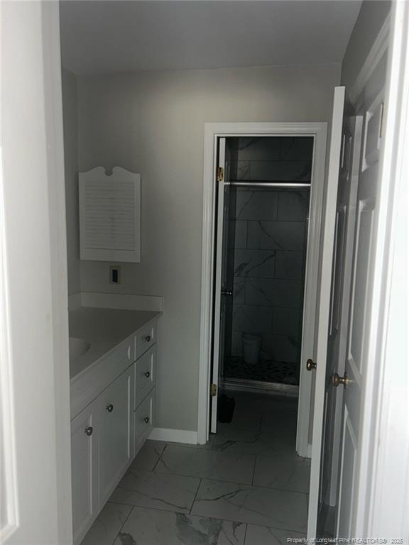 Building Photo - 180 Barton Hills Ct