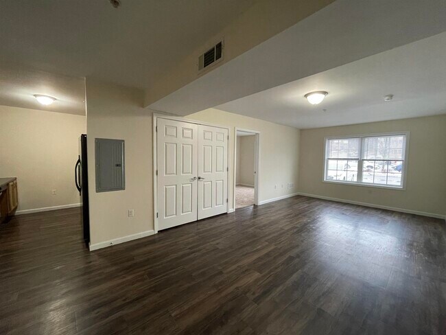 Building Photo - 20 Sentinel Court