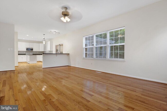 Building Photo - 507 Cross Creek Ct