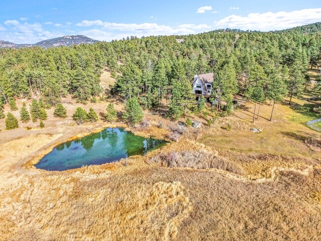 Building Photo - 28195 Cragmont Dr