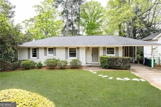 Building Photo - 1295 Lindenwood Ln NE