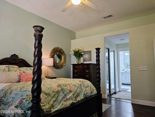 Building Photo - 216 Salt Grass Ct