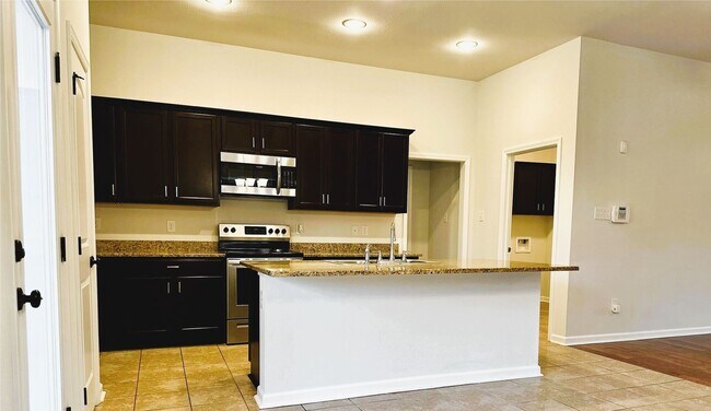 Building Photo - New Construction close to Barksdale Air Force Base..