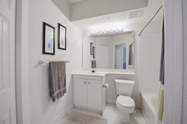 Building Photo - 3221 Tuscany Way