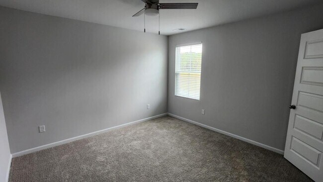 Building Photo - 1055 Sentinel Ct