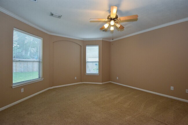 Building Photo - 21223 Pennshore Ln