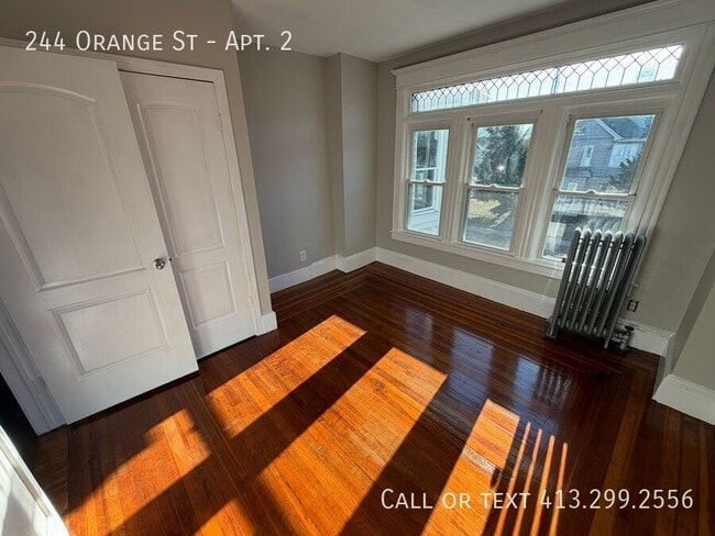 Building Photo - 244 Orange St